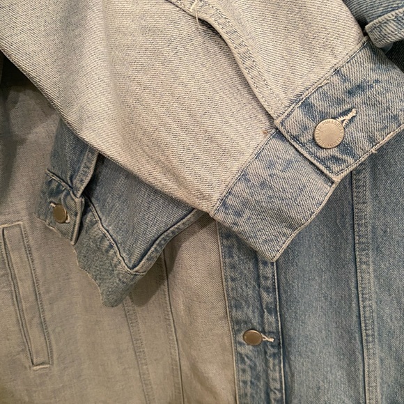 Two-tone Denim Jacket. Size XL - Picture 5 of 5